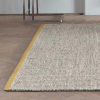 Tapis design en laine de la gamme Marvel beige et jaune