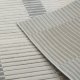 Tapis haut de gamme beige et gris aux motifs rectilignes par Joseph Lebon