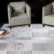 Tapis haut de gamme beige et gris aux motifs rectilignes par Joseph Lebon
