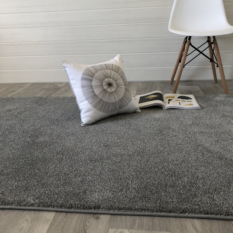 Echantillon 5 x 5 cm Tapis sur mesure soyeux en polyamide