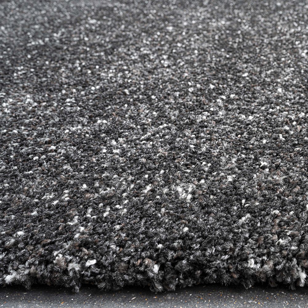 Tapis épais et confortable gris foncé