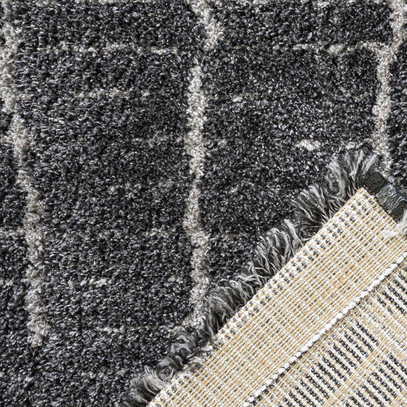 Tapis moderne et tendance gris foncé
