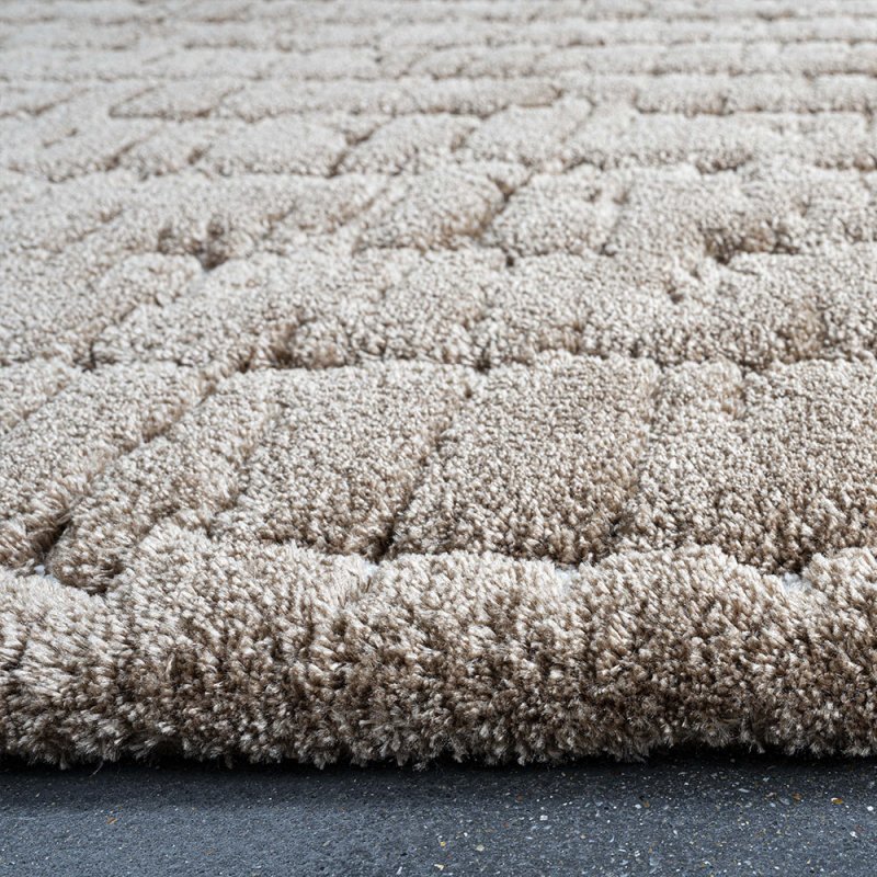 Tapis design texturé beige foncé