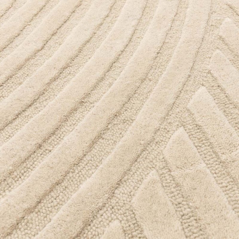 Tapis moderne en laine beige sable par Joseph Lebon