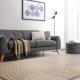 Tapis moderne en laine beige sable par Joseph Lebon