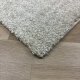 Tapis moelleux sur mesure ivoire anti tache en polyester