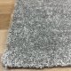Tapis moelleux sur mesure gris clair anti tache en polyester