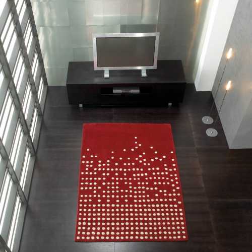 Tapis design rouge et blanc cassé Pompons Cascata par Carving