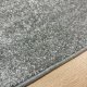 Tapis sur mesure gris clair 100% polyester par Inspiration Luxe