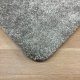 Tapis sur mesure moelleux gris clair 100% polyester