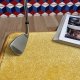 Tapis sur mesure jaune en polyamide doux avec effet viscose par Vorwerk