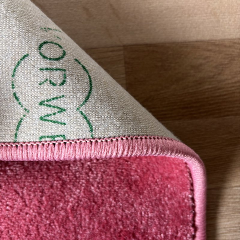 Tapis sur mesure rose en polyamide doux avec effet viscose par Vorwerk