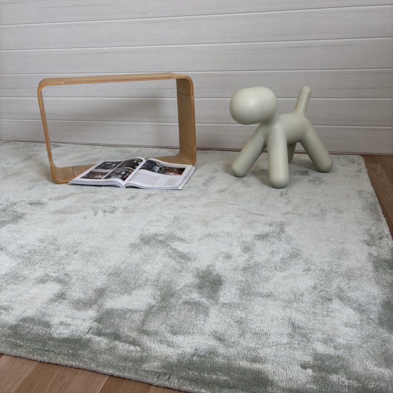 Tapis de prestige gris souris en viscose Annapurna par Angelo