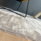Tapis design haut de gamme gris clair par Joseph Lebon