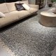 Tapis berbère écru à pois noir en laine avec franges