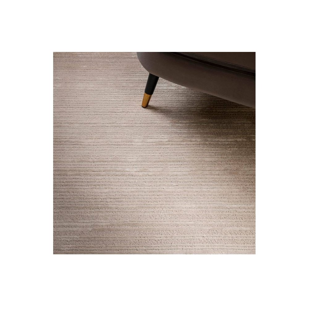 Tapis de salon design beige clair en laine et viscose par Joseph Lebon