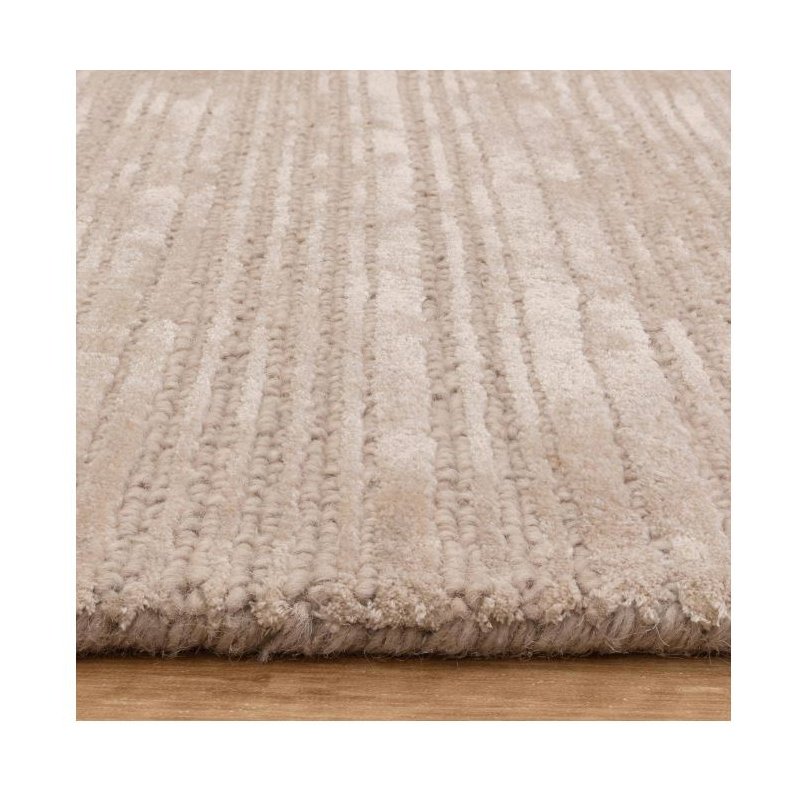 Tapis de salon design beige clair en laine et viscose par Joseph Lebon