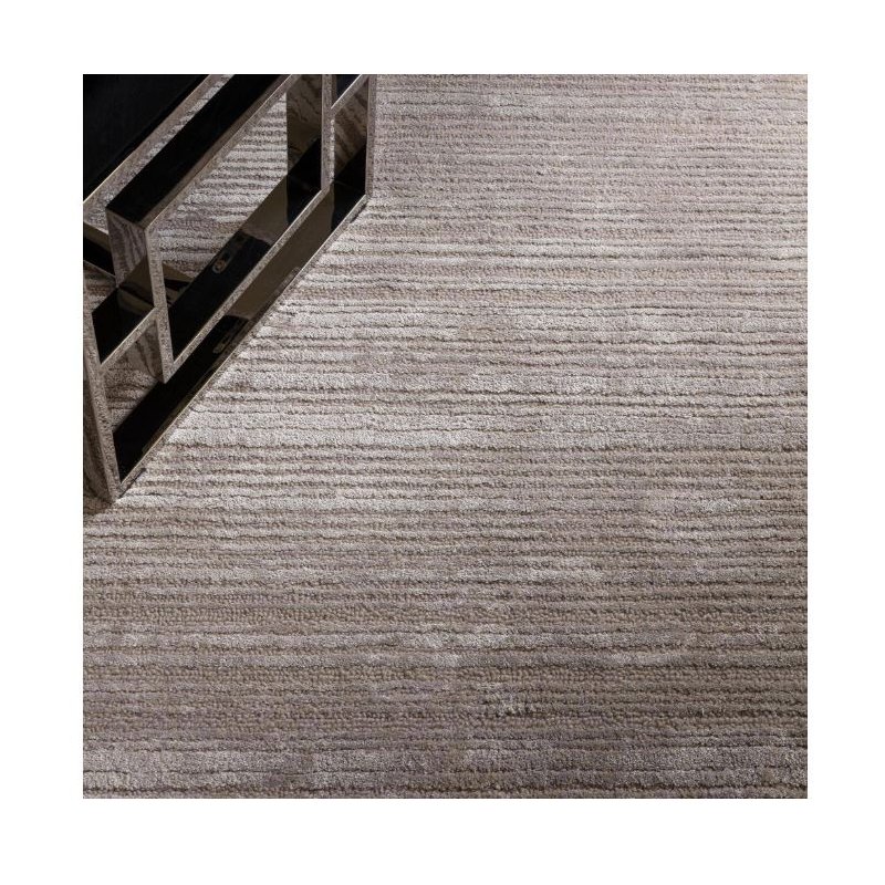 Tapis de salon design gris en laine et viscose par Joseph Lebon