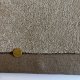 Tapis sur mesure beige foncé doux et résistant finition gansée