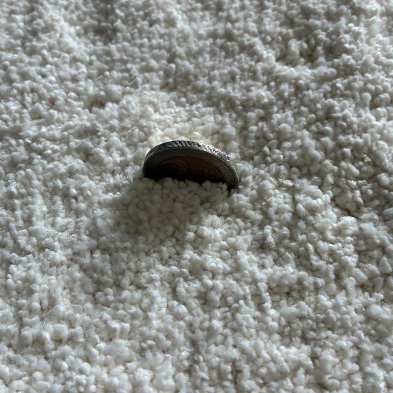 Tapis sur mesure ivoire épais et moelleux