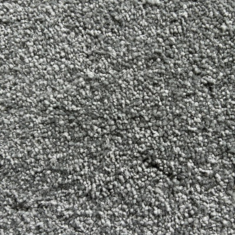 Tapis sur mesure gris clair doux et résistant finition gansée