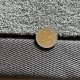 Tapis sur mesure gris clair doux et résistant finition gansée