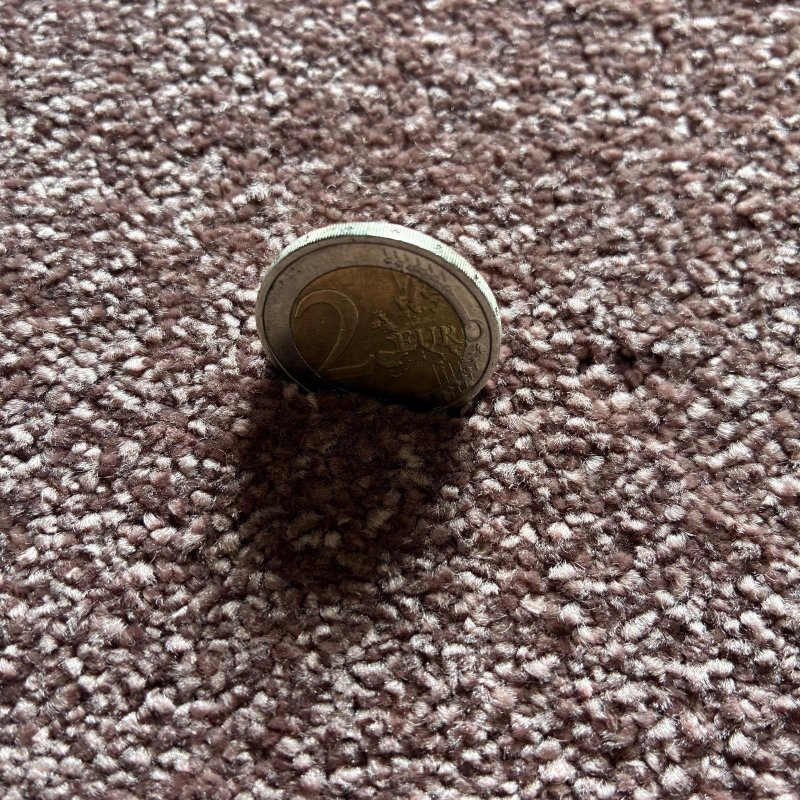Tapis sur mesure rose doux et résistant finition gansée