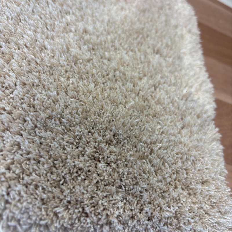 Tapis sur mesure gris clair épais et très doux