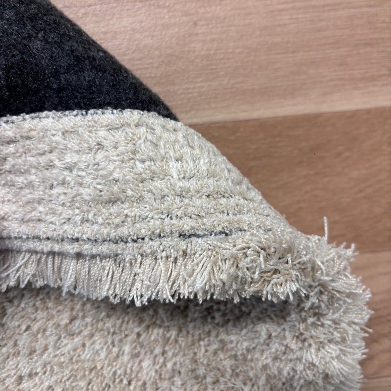 Tapis sur mesure beige épais et très doux