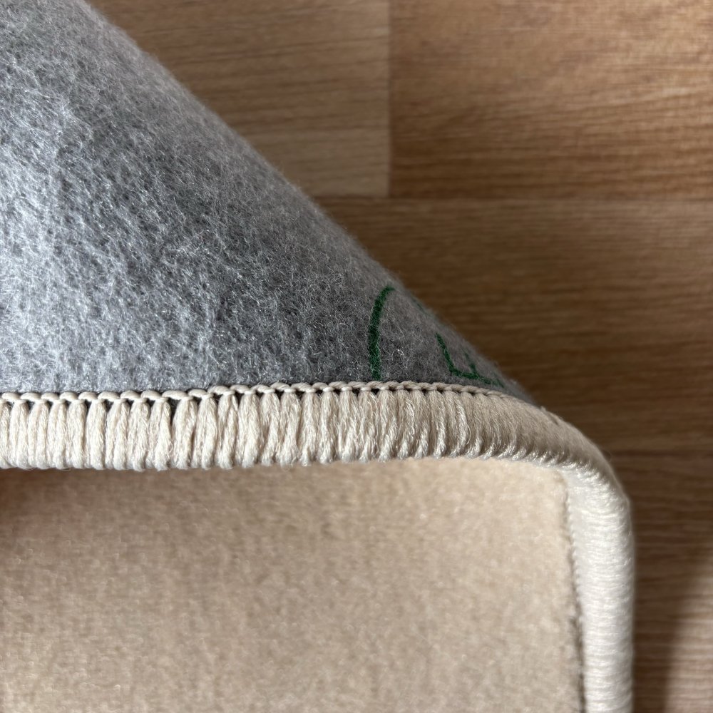 Tapis sur mesure beige en polyamide par Vorwerk