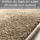 Tapis de luxe sur mesure lavable en machine couleur lie de vin aspect viscose