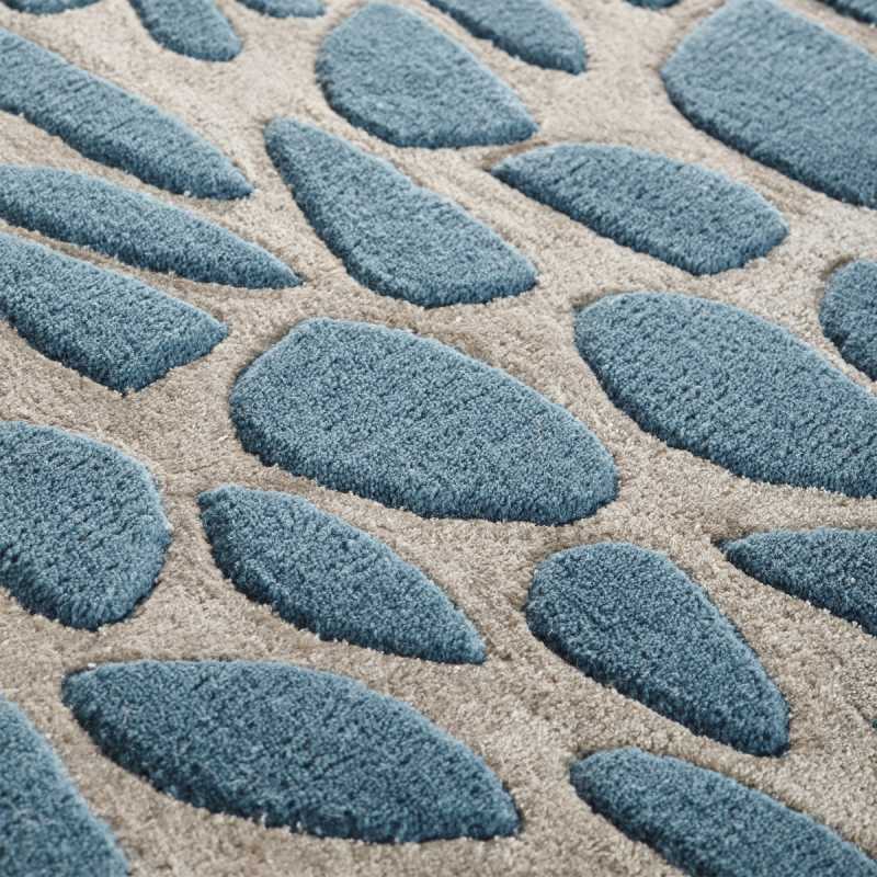 Tapis de luxe à motifs écailles bleu en laine et viscose par Angelo