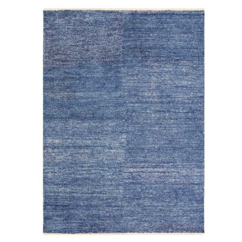 Tapis haut de gamme en viscose bleu tissée à la main rectangulaire et fin par Ligne Pure.