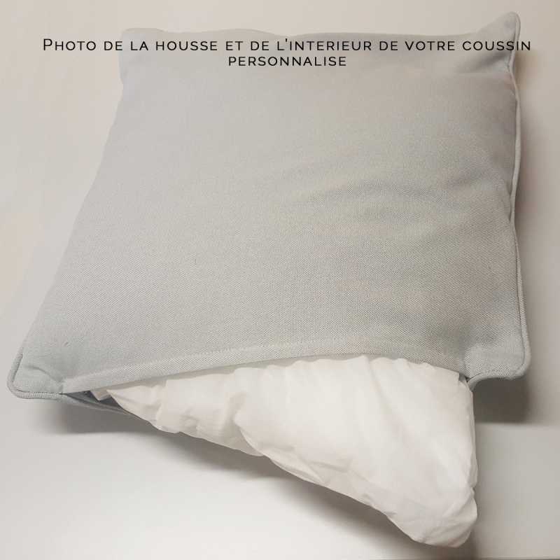 Coussin personnalisable doux uni ou bicolore taille 45 x 45 cm choix parmi 13 couleurs