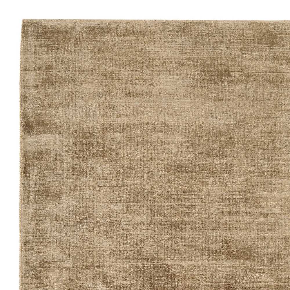 Tapis de prestige beige ocre en viscose effet légèrement doré tissé à la main